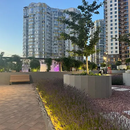 Urban Calm - With Terrace In Kadorr