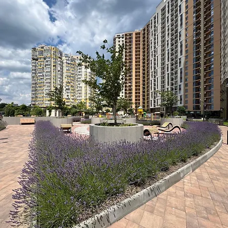 Urban Calm - With Terrace In Kadorr